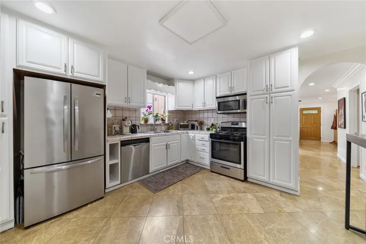 1301 W 56th Street, Los Angeles, California 90037