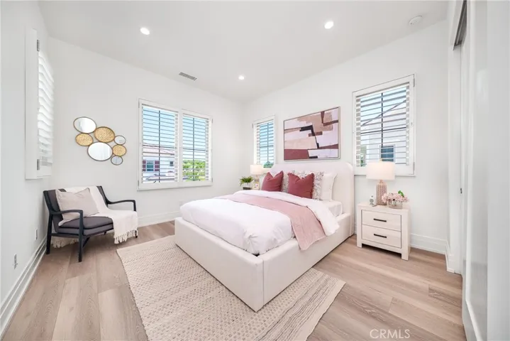 145 Bozeman, Irvine, California 92602
