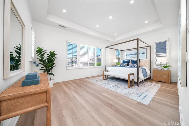 145 Bozeman, Irvine, California 92602