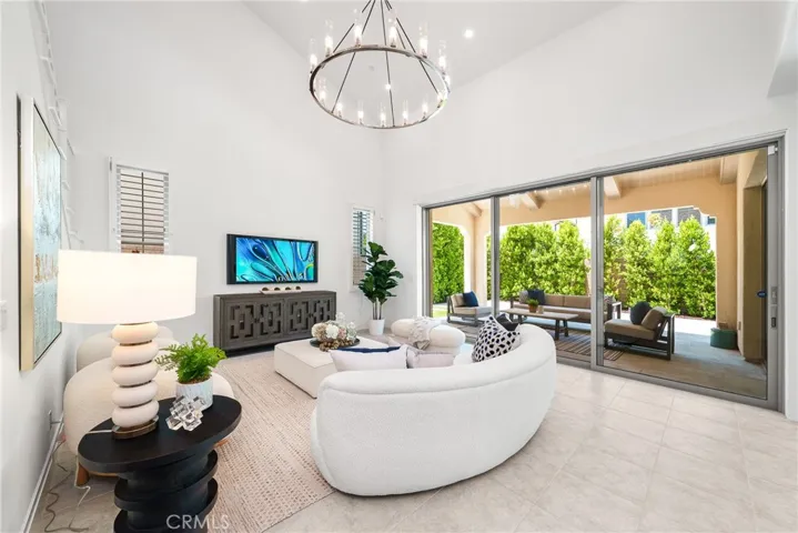 145 Bozeman, Irvine, California 92602