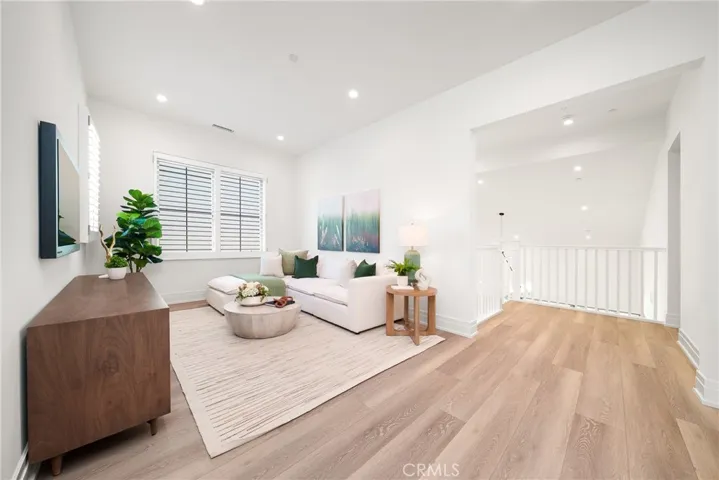145 Bozeman, Irvine, California 92602