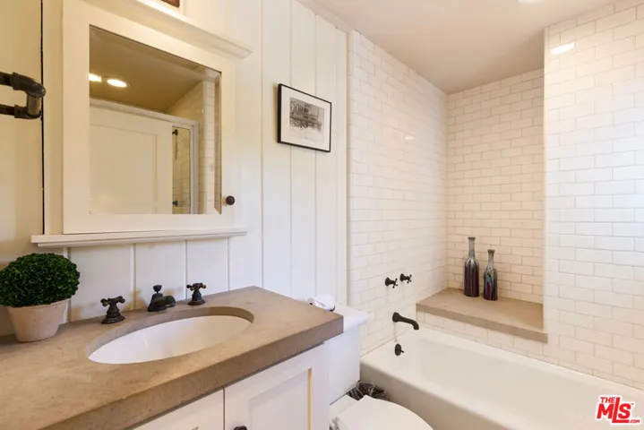 30718 Pacific Coast Highway, Malibu, California 90265