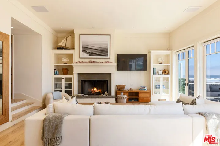 30718 Pacific Coast Highway, Malibu, California 90265
