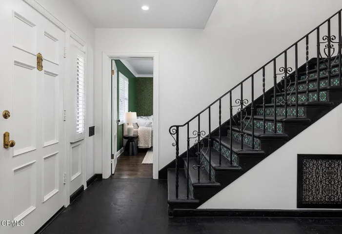 2437 Lambert Dr 006-mls