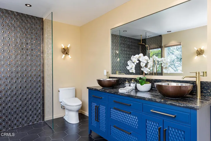 2437 Lambert Dr 022-mls