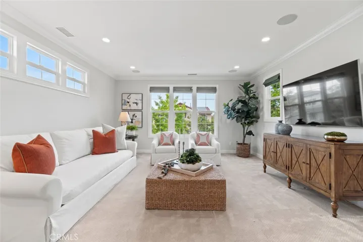 208 Radial, Irvine, California 92618
