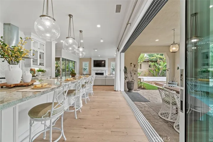 208 Radial, Irvine, California 92618