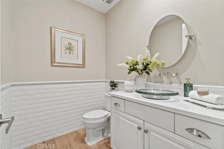 208 Radial, Irvine, California 92618