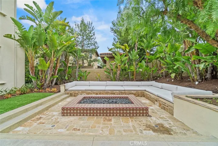 208 Radial, Irvine, California 92618