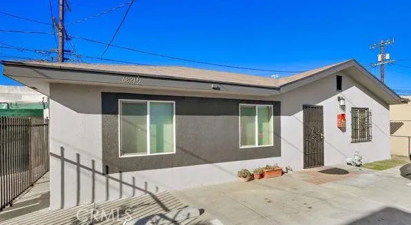 6821 11th Ave., Los Angeles, California 90043