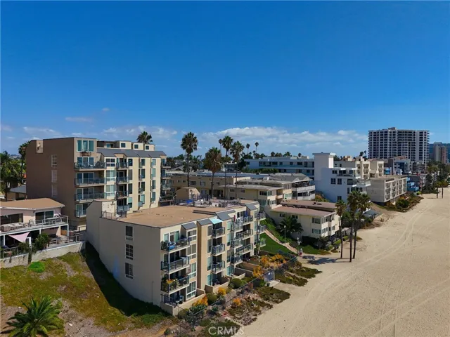 1 3rd Place 2, Long Beach, California 90802