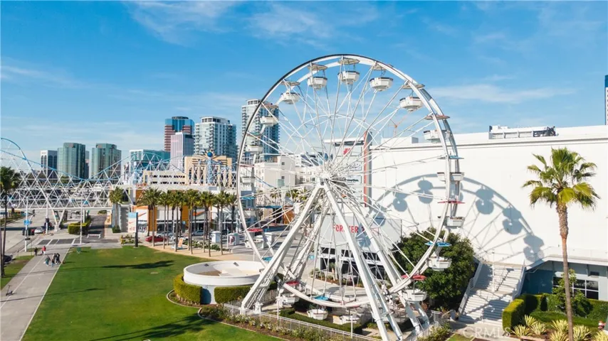 1 3rd Place 2, Long Beach, California 90802