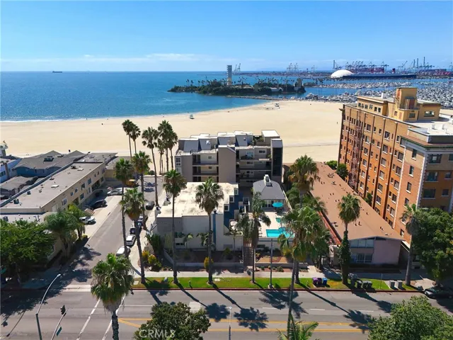 1 3rd Place 2, Long Beach, California 90802