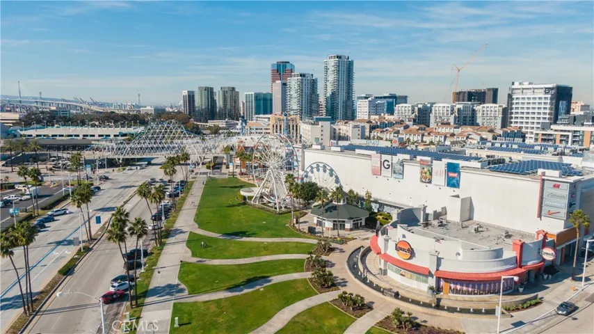 1 3rd Place 2, Long Beach, California 90802