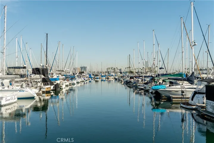 1 3rd Place 2, Long Beach, California 90802