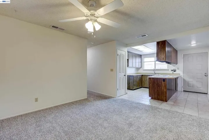 1959 Inglis Way, Roseville, California 95678