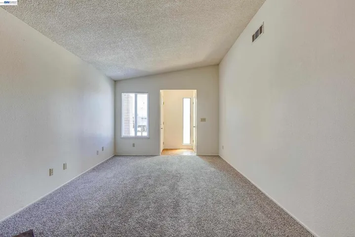 1959 Inglis Way, Roseville, California 95678