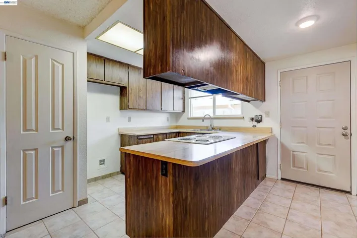 1959 Inglis Way, Roseville, California 95678