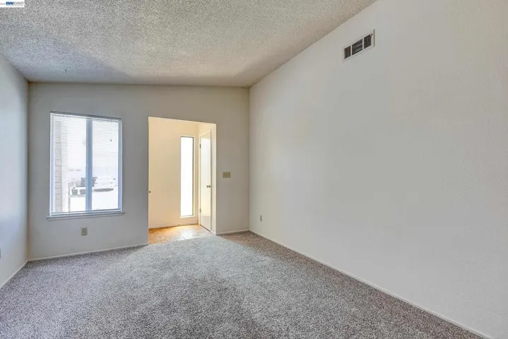1959 Inglis Way, Roseville, California 95678