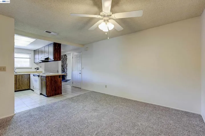 1959 Inglis Way, Roseville, California 95678
