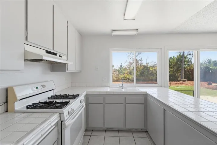 8737 Jade Coast Drive, San Diego, California 92126