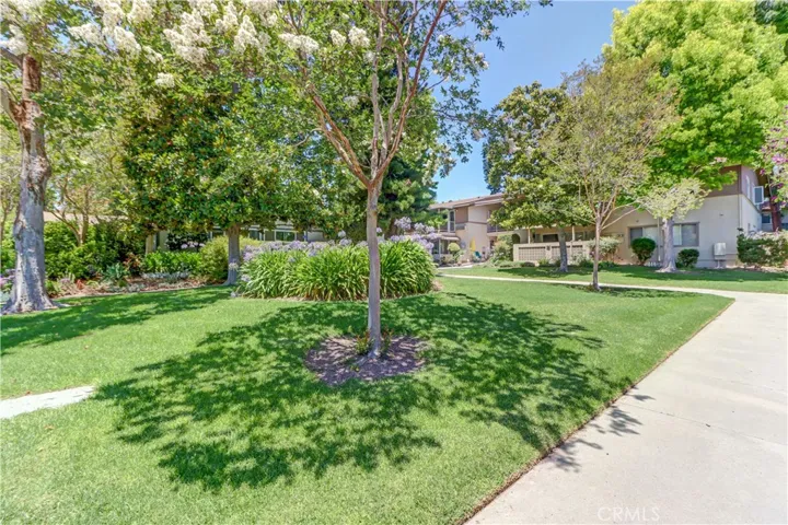 524 Calle Aragon N, Laguna Woods, California 92637