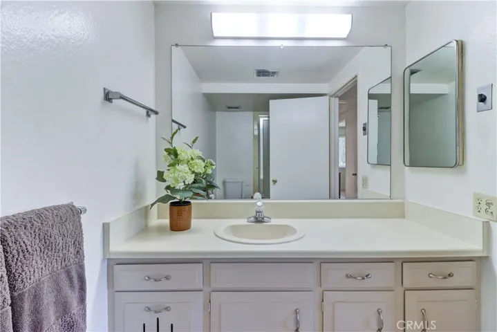 524 Calle Aragon N, Laguna Woods, California 92637