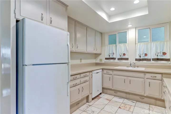 524 Calle Aragon N, Laguna Woods, California 92637