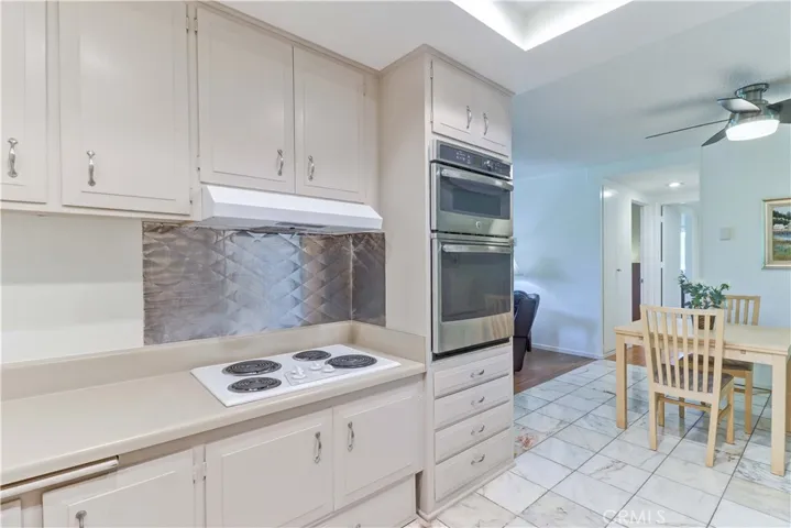 524 Calle Aragon N, Laguna Woods, California 92637