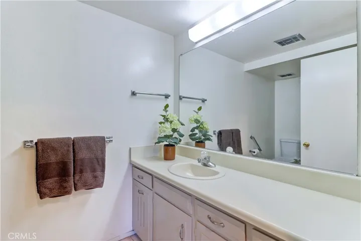 524 Calle Aragon N, Laguna Woods, California 92637