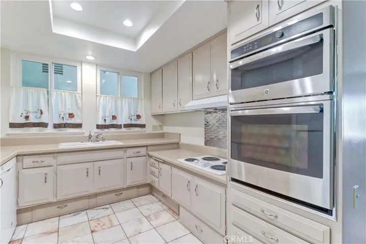 524 Calle Aragon N, Laguna Woods, California 92637