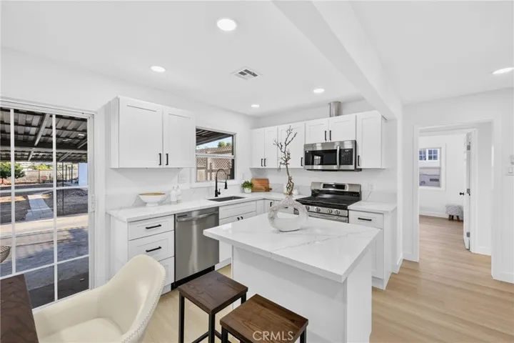 3946 Tomlinson, Riverside, California 92503