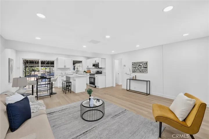 3946 Tomlinson, Riverside, California 92503