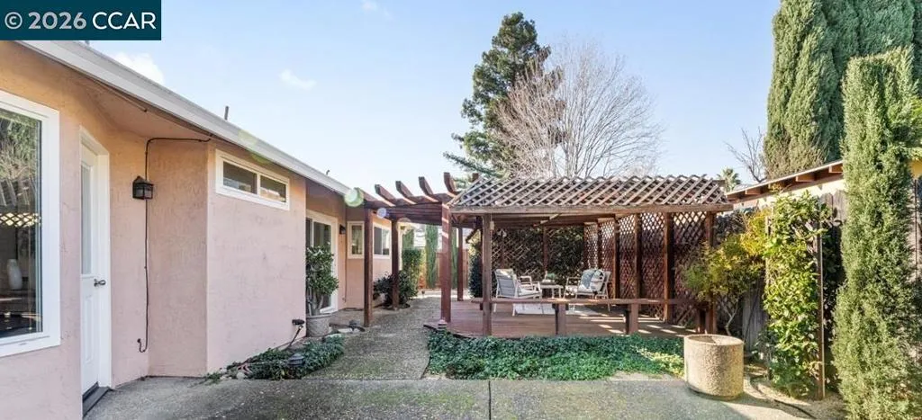 106 Oakmeade Ct, Vacaville, California 95687