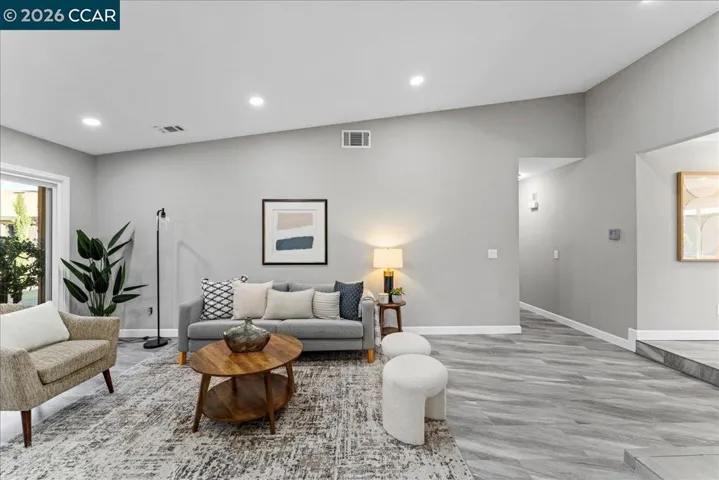 106 Oakmeade Ct, Vacaville, California 95687