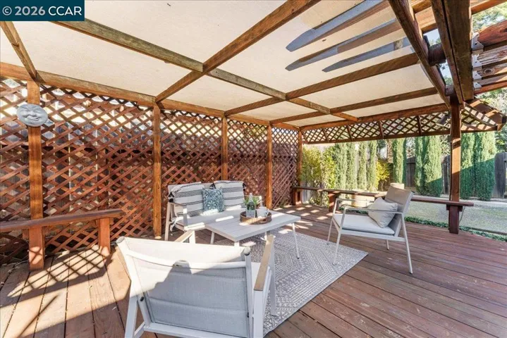 106 Oakmeade Ct, Vacaville, California 95687