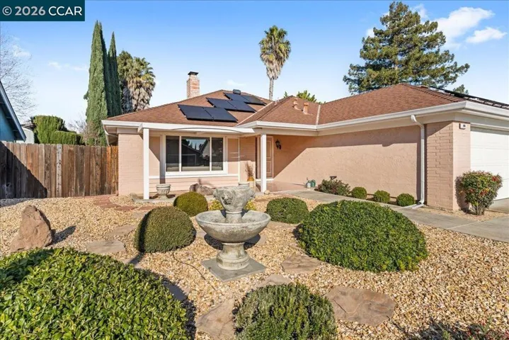 106 Oakmeade Ct, Vacaville, California 95687