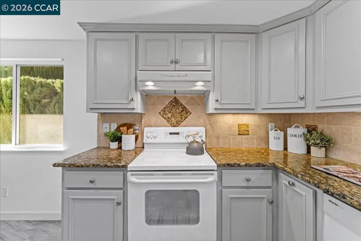106 Oakmeade Ct, Vacaville, California 95687