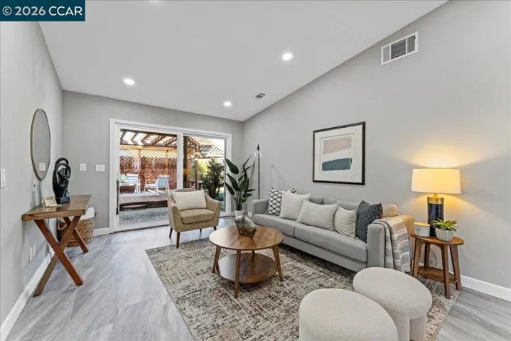 106 Oakmeade Ct, Vacaville, California 95687