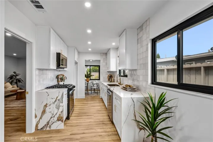15447 Alondra Boulevard, La Mirada, California 90638
