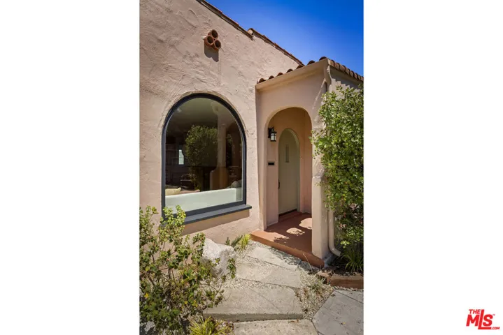1415 Murray Drive, Los Angeles, California 90026