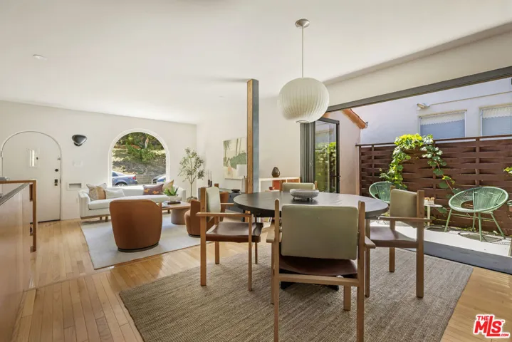 1415 Murray Drive, Los Angeles, California 90026