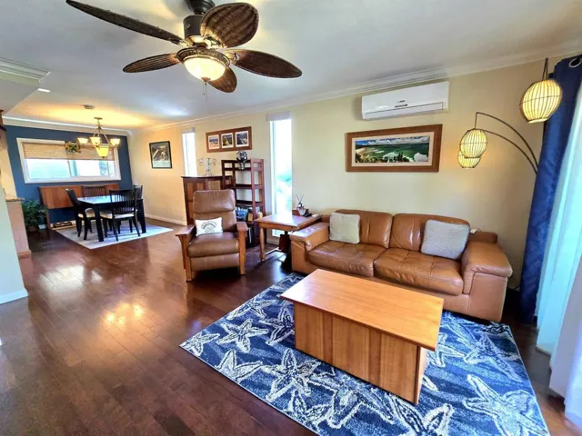 3050 Macaulay, San Diego, California 92106