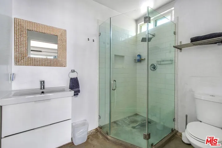 2702 Thurman Avenue, Los Angeles, California 90016