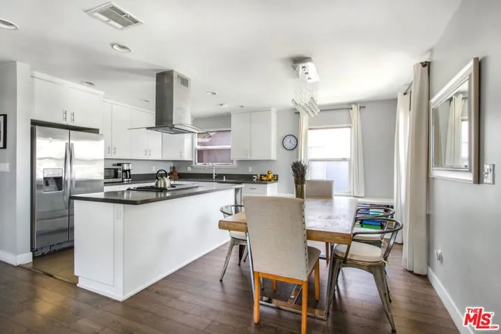 2702 Thurman Avenue, Los Angeles, California 90016