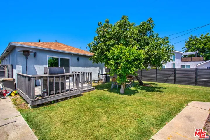 2702 Thurman Avenue, Los Angeles, California 90016