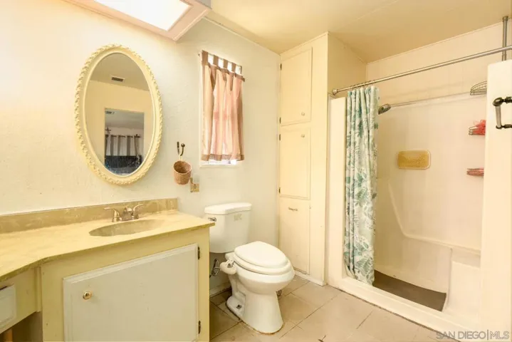 718 Sycamore Ave 73, Vista, California 92083