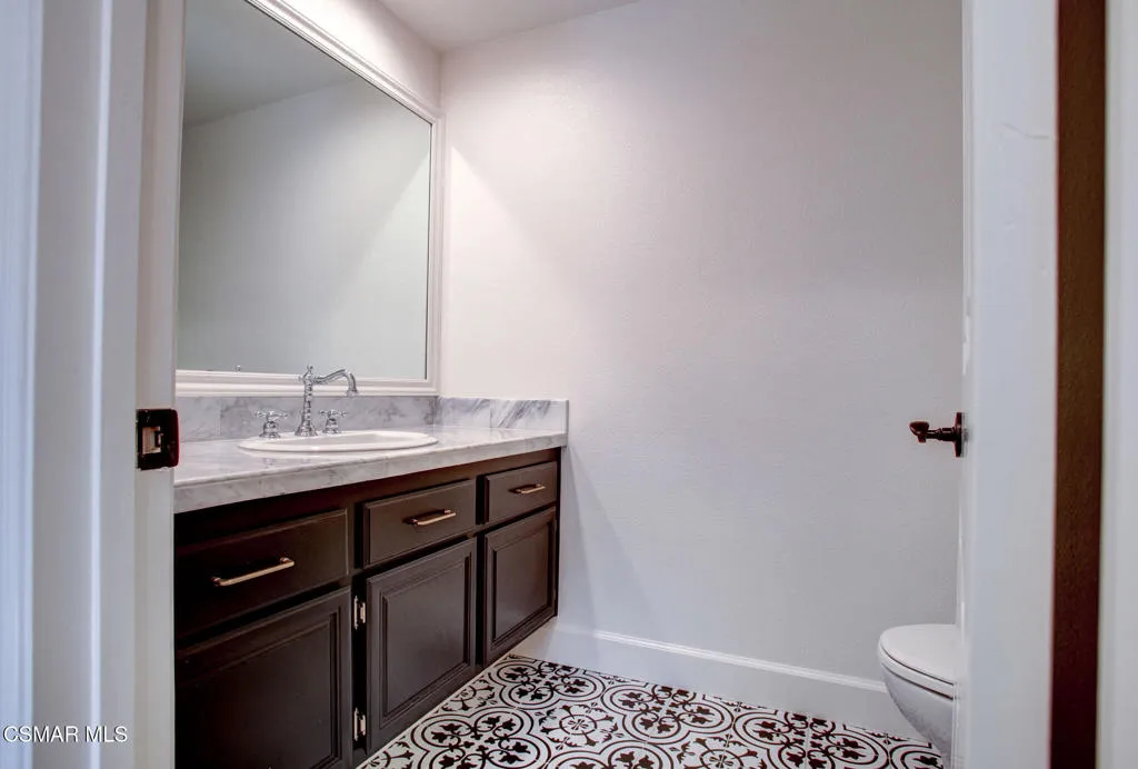Lexington Guest Bath