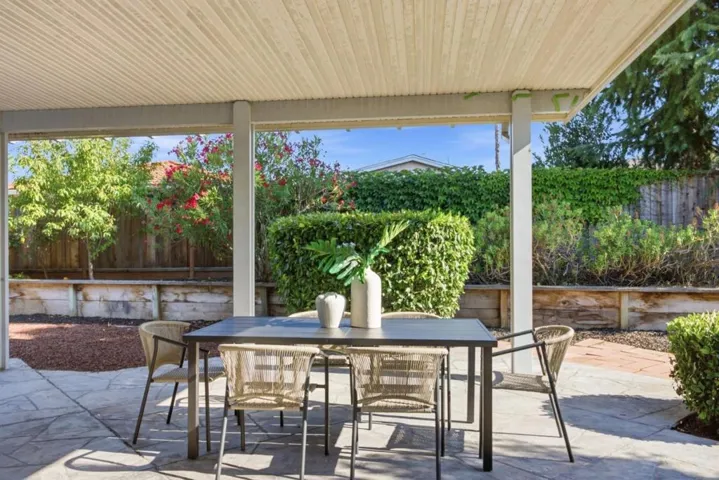 6088 Knoll Park Court, San Jose, California 95120