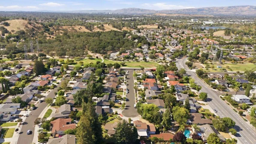 6088 Knoll Park Court, San Jose, California 95120